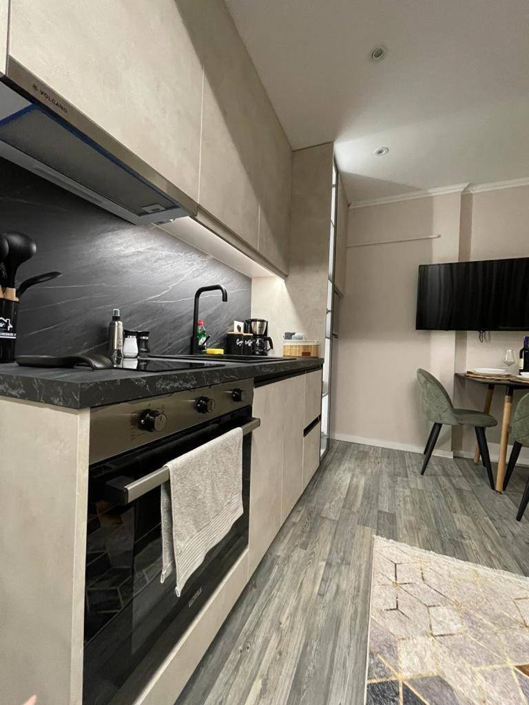 Comfort Apartment Tirane Exterior photo